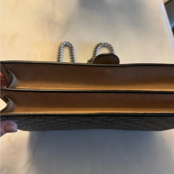 Gucci Beige and Tan Crossbody Bag with Silver Accents - Picture 4 of 7